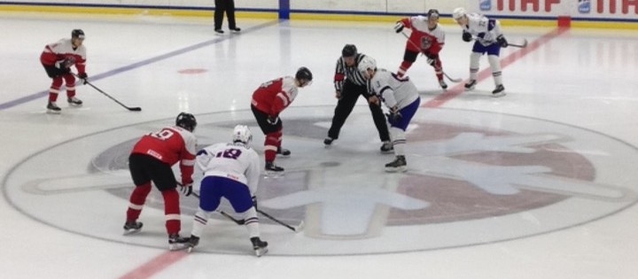 Photo hockey Championnats du monde -  : Autriche (AUT) vs France (FRA) - Mondial U20 - Entre en matire russie pour les bleuets