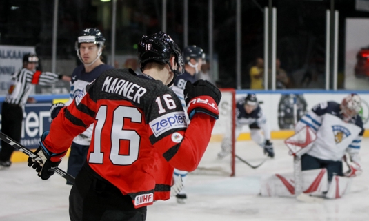 Photo hockey Championnats du monde -  : Canada (CAN) vs Finlande (FIN) - Mitch Marner et Team Canada dominent une ple Finlande.