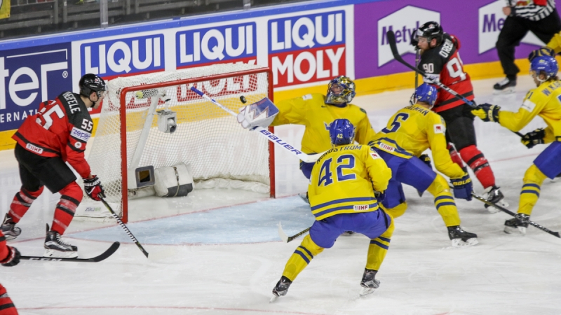 Photo hockey Championnats du monde -  : Canada (CAN) vs Sude (SWE) - La Sude se couvre d