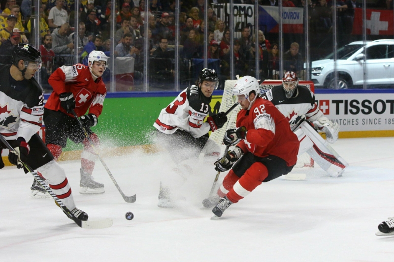 Photo hockey Championnats du monde -  : Canada (CAN) vs Suisse (SUI) - Le rve devient la ralit pour la Nati.