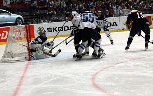 Photo hockey Championnats du monde -  : Finlande (FIN) vs Slovaquie (SVK) - La Finlande toujours blanche