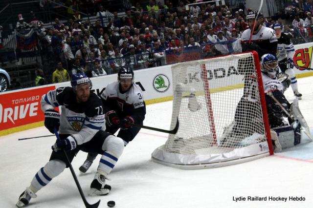 Photo hockey Championnats du monde -  : Finlande (FIN) vs Slovaquie (SVK) - La Finlande toujours blanche