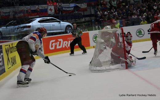 Photo hockey Championnats du monde -  : Russie (RUS) vs Danemark (DEN) - La Russie au diesel