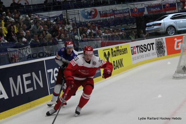 Photo hockey Championnats du monde -  : Russie (RUS) vs Danemark (DEN) - La Russie au diesel