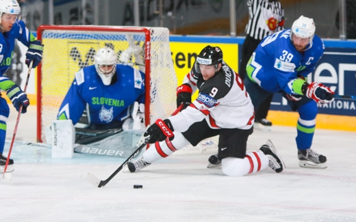 Photo hockey Championnats du monde -  : Slovenie (SLO) vs Canada (CAN) - Team Canada rgale en trillant la Slovnie !