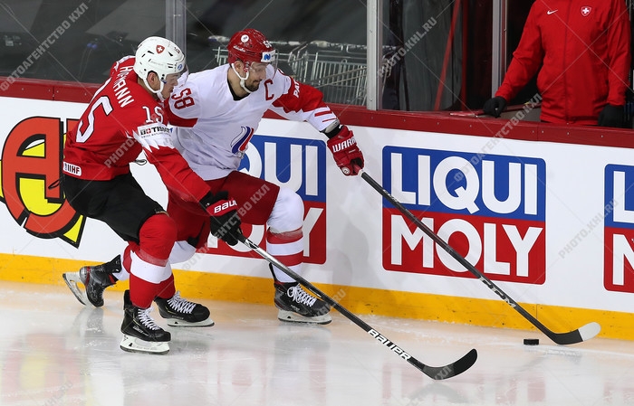 Photo hockey Championnats du monde -  : Suisse (SUI) vs Russie (RUS) - Russie, vraiment leader