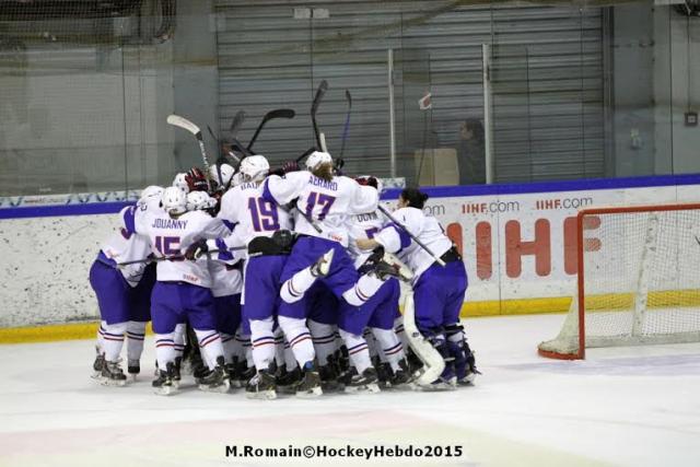 Photo hockey Championnats du monde - Championnats du monde : France (Team France) - Mondial Fminin : Les Bleues se parent de bronze.
