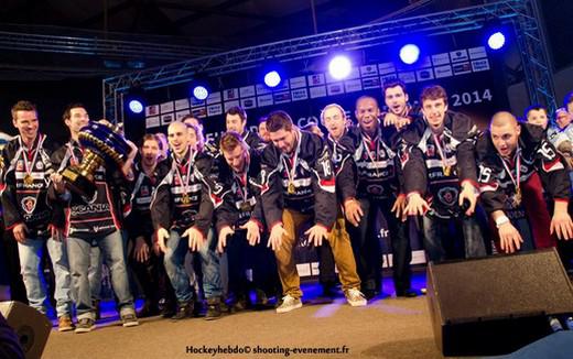 Photo hockey Coupe de France - Coupe de France : Angers  (Les Ducs) - Les Ducs partagent leur bonheur