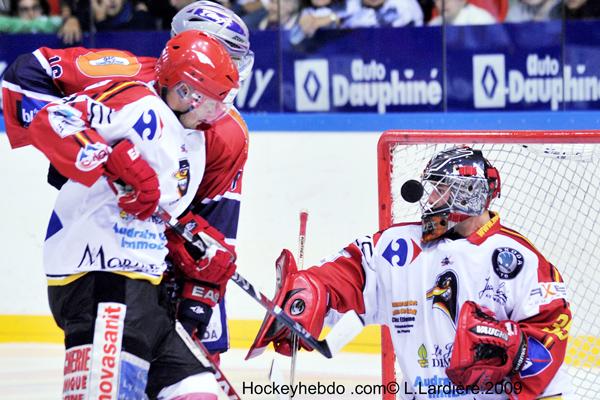 Photo hockey Coupe de la Ligue ARCHIVES - Coupe de la Ligue  : 1/8 2me journe : Grenoble  vs Morzine-Avoriaz - Victoire grenobloise