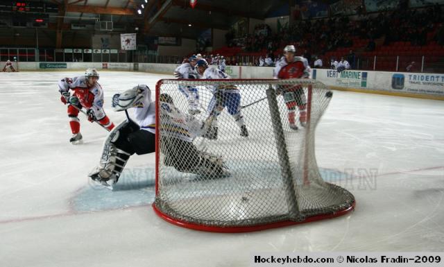 Photo hockey Coupe de la Ligue ARCHIVES - Coupe de la Ligue  : 1/8 3me journe : Brianon  vs Villard-de-Lans - Reportage photos de la rencontre