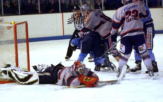 Photo hockey Coupe de la Ligue ARCHIVES - Coupe de la Ligue : 1/2 - Aller : Angers  vs Grenoble  - Un match renversant !