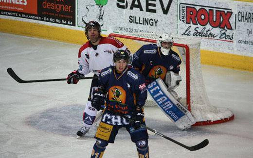 Photo hockey Coupe de la Ligue ARCHIVES - Coupe de la Ligue : 1/4 aller : Chamonix  vs Grenoble  - Tout reste  faire
