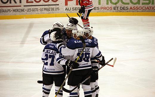 Photo hockey Coupe de la Ligue ARCHIVES - Coupe de la Ligue : 1/4 de finale, aller : Morzine-Avoriaz vs Gap  - Gap en avance au premier tour…