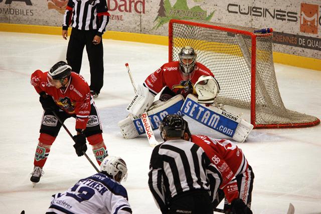 Photo hockey Coupe de la Ligue ARCHIVES - Coupe de la Ligue : 1/4 de finale, aller : Morzine-Avoriaz vs Gap  - Gap en avance au premier tour