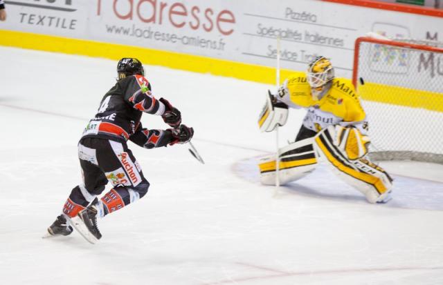 Photo hockey Coupe de la Ligue ARCHIVES - Coupe de la Ligue : 1/8 me, 4me journe : Amiens  vs Rouen - Amiens inflige sa premire dfaite  Rouen 