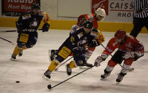 Photo hockey Coupe de la Ligue ARCHIVES - Coupe de la Ligue : 1/8me, 2me journe : Chamonix  vs Mont-Blanc - Chamonix se rgale