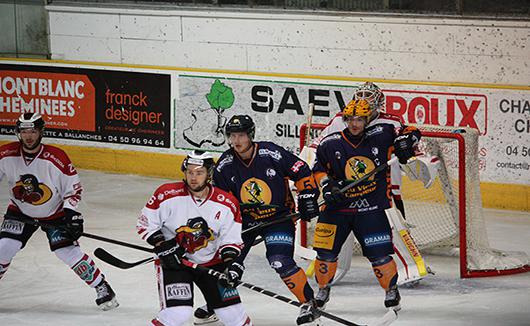 Photo hockey Coupe de la Ligue ARCHIVES - Coupe de la Ligue : 1/8me, 2me journe : Chamonix  vs Morzine-Avoriaz - Chamonix en 7