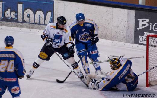 Photo hockey Coupe de la Ligue ARCHIVES - Coupe de la Ligue : 1/8me, 2me journe : Villard-de-Lans vs Chamonix  - Beau succs villardien ! 