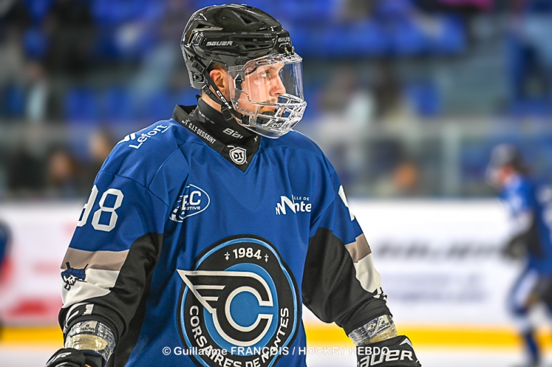 Photo hockey Division 1 - : Nantes vs Tours - Préparation : Nantes frappe trois fois et blanchit Tours Photo hockey Division 1 - : Nantes vs Tours - Préparation : Nantes frappe trois fois et blanchit Tours