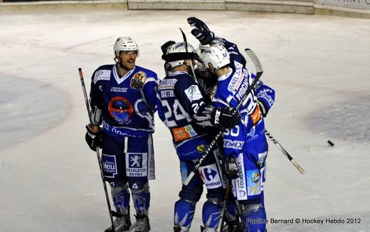 Photo hockey Division 1 - D1 : 1/4 de finale, match 2 : Reims vs Anglet - Reportage photos de la rencontre