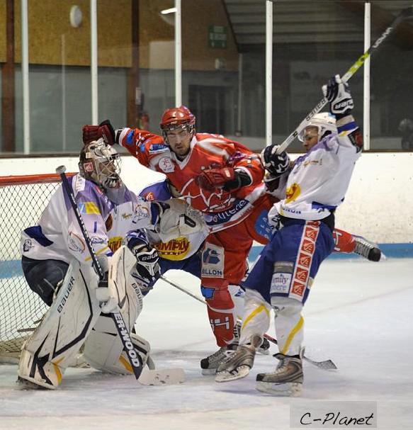 Photo hockey Division 1 - D1 : 10me journe : Valence vs Avignon - Deux points qui valent cher