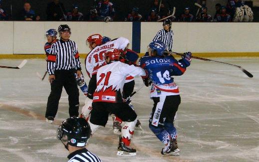 Photo hockey Division 1 - D1 : 12me journe : Brest  vs Neuilly/Marne - Duel pour la premire place. 