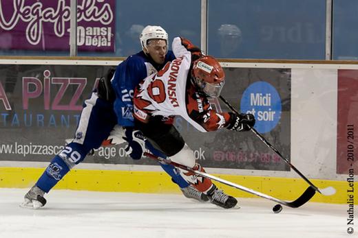 Photo hockey Division 1 - D1 : 14me journe : Montpellier  vs Neuilly/Marne - Le holp-up parfait