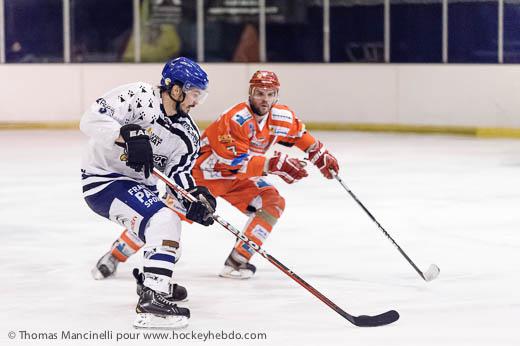 Photo hockey Division 1 - D1 : 18me journe : Amnville vs Brest  - La surprise du chef