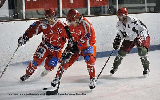 Photo hockey Division 1 - D1 : 19me journe : Valence vs Cergy-Pontoise - Un air de dj-vu