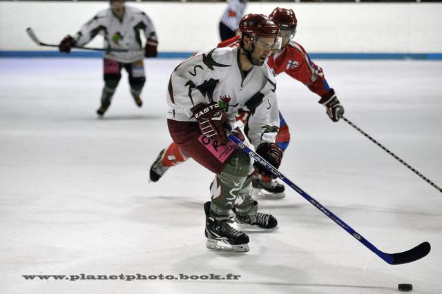 Photo hockey Division 1 - D1 : 19me journe : Valence vs Cergy-Pontoise - Un air de dj-vu