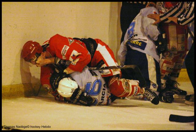 Photo hockey Division 1 - D1 : 20me journe : Amnville vs Montpellier  - Vingt minutes de trop...