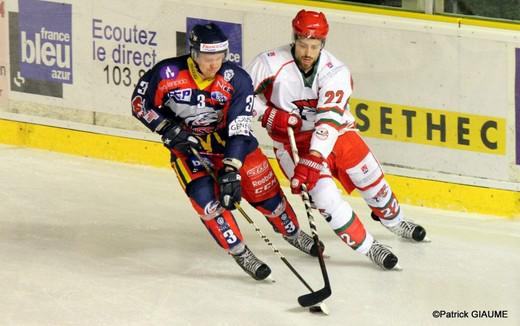 Photo hockey Division 1 - D1 : 20me journe : Nice vs Courbevoie  - En toute logique 