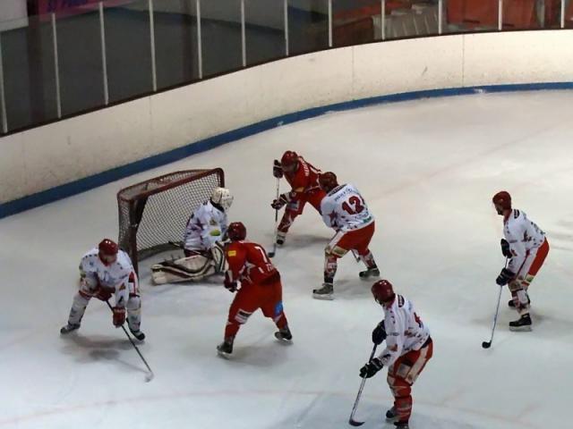 Photo hockey Division 1 - D1 : 21me journe : Valence vs Amnville - Sign Fiser ! 