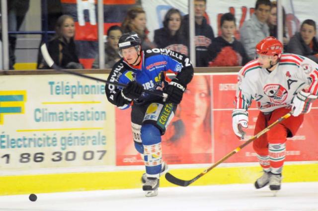 Photo hockey Division 1 - D1 : 6me journe : Caen  vs Courbevoie  - Victoire dans la douleur....
