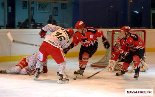 Photo hockey Division 1 - D1 : 8me journe : Neuilly/Marne vs Anglet - Les Bisons au galop