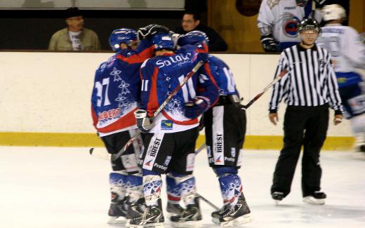 Photo hockey Division 1 - D1 Play Off 1/2 finale  - match 2 : Brest  vs Reims - Le sacre aura lieu  Brest.