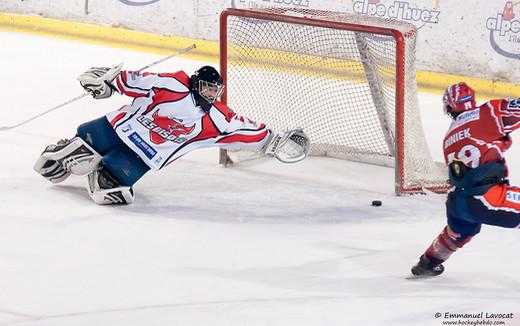 Photo hockey Division 1 - D1 playoff : 1/2  finale, match 2 : Lyon vs Neuilly/Marne - Les Lions reviennent