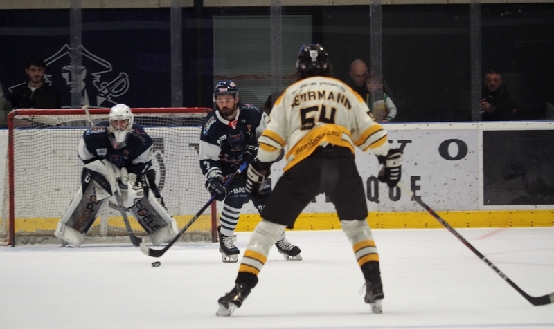 Photo hockey Division 1 - Division 1 - 1/4 de Finale - Match 1 : Dunkerque vs Strasbourg  - Dunkerque ressort vainqueur du match 1