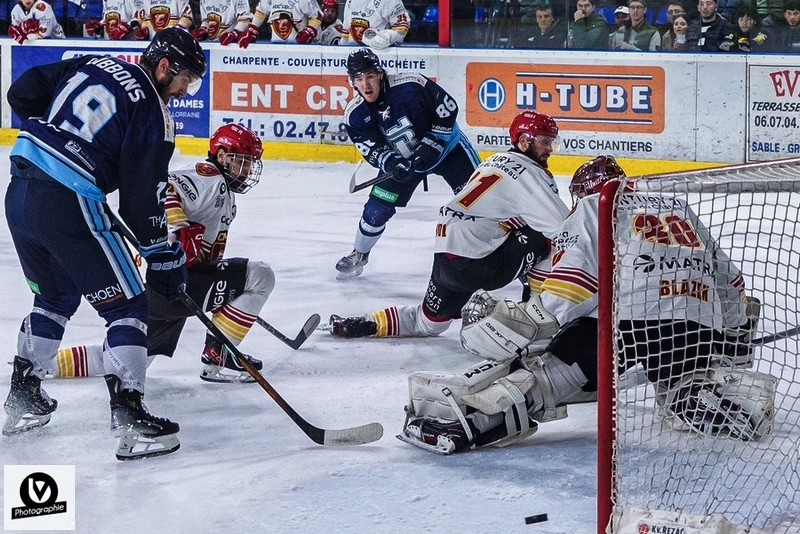 Photo hockey Division 1 - Division 1 - 1/4 de Finale - Match 5 : Tours  vs Meudon - Tours se qualifie en demi-finale