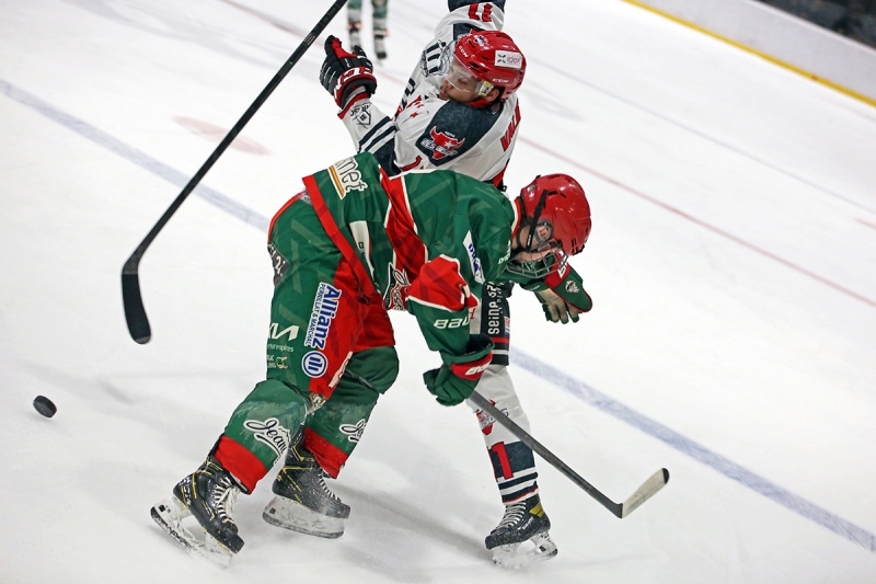 Photo hockey Division 1 - Division 1 - 1/4 de Finale match 2 : Mont-Blanc vs Neuilly/Marne - D1 : Goy et Mont-Blanc doublent la mise