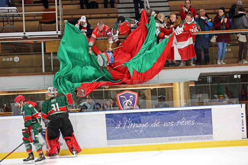 Photo hockey Division 1 - Division 1 - 1/4 de Finale match 2 : Mont-Blanc vs Neuilly/Marne - D1 : Goy et Mont-Blanc doublent la mise