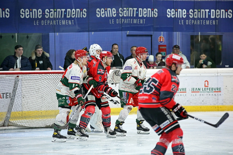 Photo hockey Division 1 - Division 1 - 1/4 de Finale match 4 : Neuilly/Marne vs Mont-Blanc - Mont-Blanc dans le dernier carr !