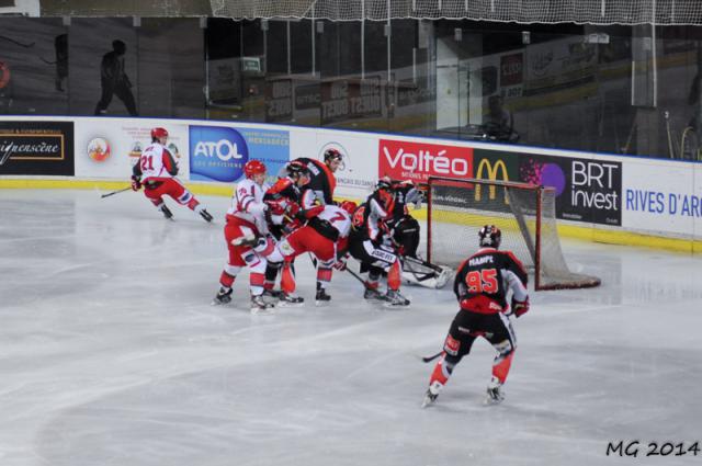 Photo hockey Division 1 - Division 1 : 10me journe : Bordeaux vs Courbevoie  - Du Coq au menu des Boxers