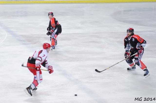 Photo hockey Division 1 - Division 1 : 10me journe : Bordeaux vs Courbevoie  - Du Coq au menu des Boxers
