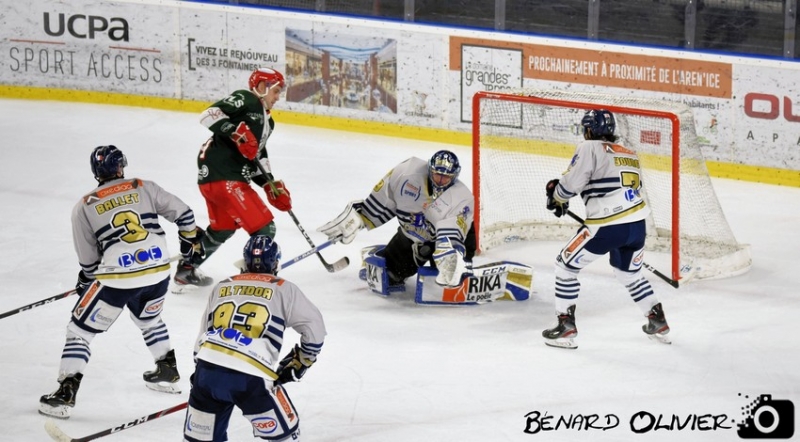 Photo hockey Division 1 - Division 1 : 11me journe : Cergy-Pontoise vs Dunkerque - Les Corsaires emportent le butin