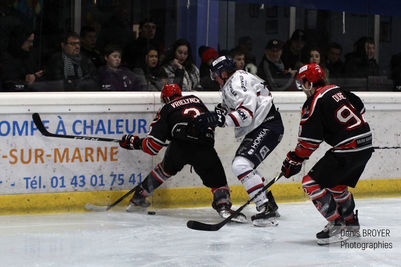 Photo hockey Division 1 - Division 1 : 12me journe : Neuilly/Marne vs Caen  - Neuilly fait sauter le verrou