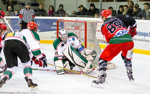 Photo hockey Division 1 - Division 1 : 13me journe : Anglet vs Mont-Blanc - Anglet sest fait une frayeur face aux Ytis