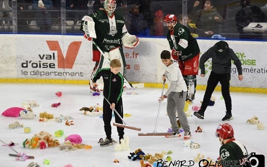Photo hockey Division 1 - Division 1 : 13me journe : Cergy-Pontoise vs Neuilly/Marne - Neuilly remporte le premier derby