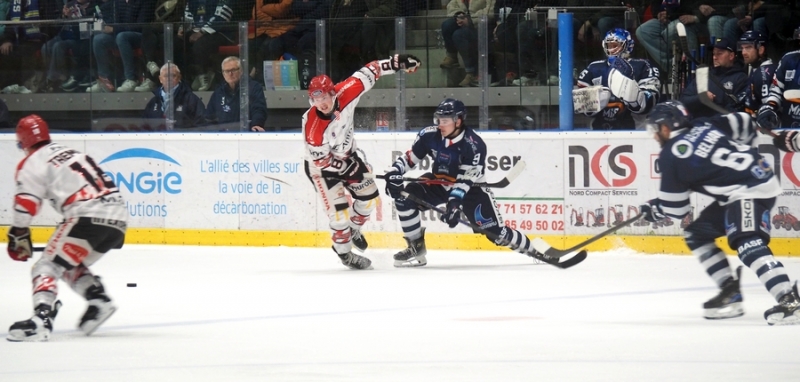 Photo hockey Division 1 - Division 1 : 13me journe : Dunkerque vs Cholet  - Cholet simpose dans les dernires secondes  Dunkerque