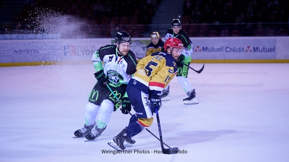 Photo hockey Division 1 - Division 1 : 13ème journée : Lyon vs Epinal - Epinal rugit, Lyon miaule Photo hockey Division 1 - Division 1 : 13ème journée : Lyon vs Epinal - Epinal rugit, Lyon miaule